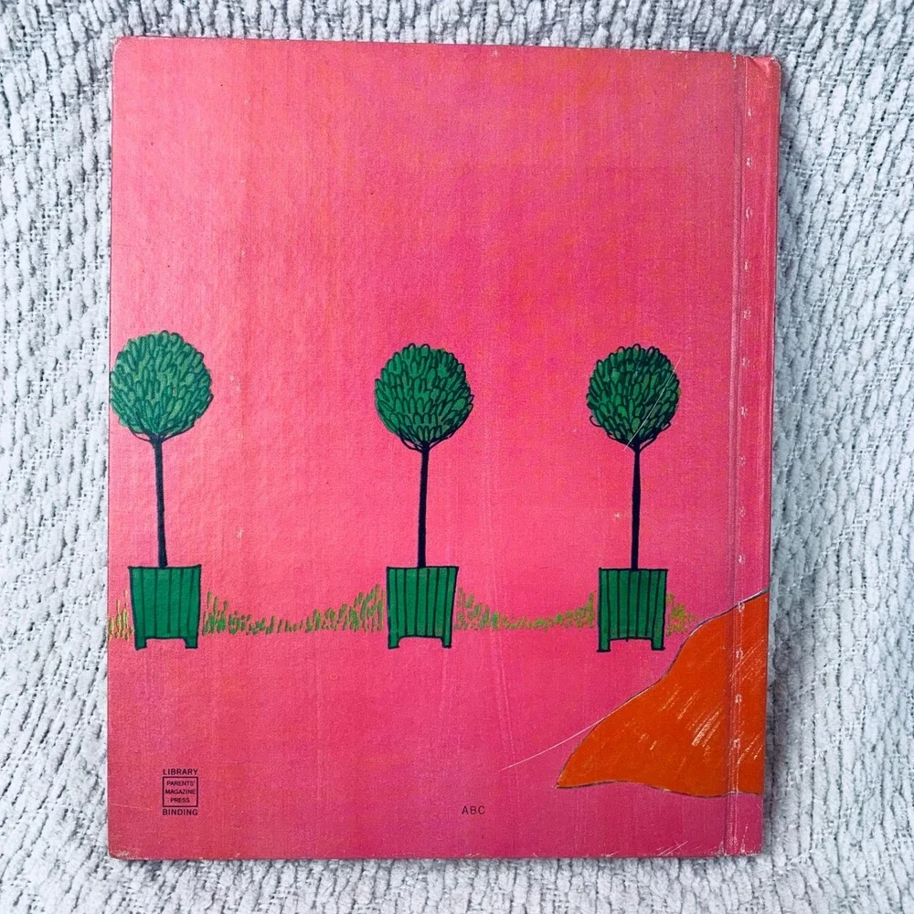 Parents Magazine‎ Press Book Caroline at the Kings Ball 1972 Vintage Hardcover